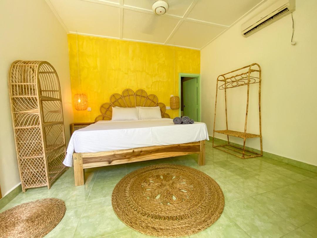 Banana Surf House Hotel Arugam Bay Luaran gambar